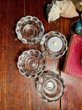 Vintage Set 4 Clear Glass Candle Holders Scalloped Bubble Votive Taper